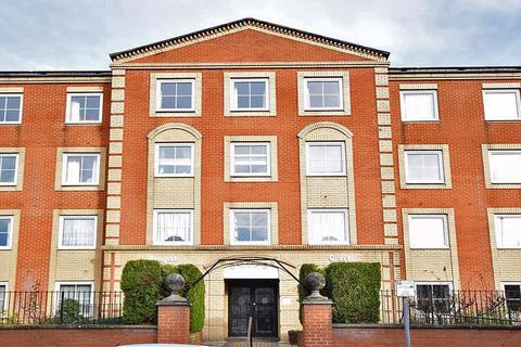 1 bedroom retirement property for sale, Hengist Court, Marsham Street, Maidstone ME14