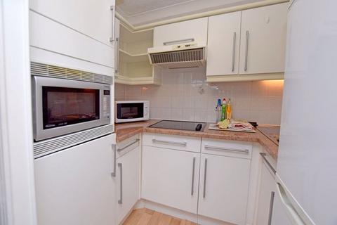 1 bedroom retirement property for sale, Hengist Court, Marsham Street, Maidstone ME14