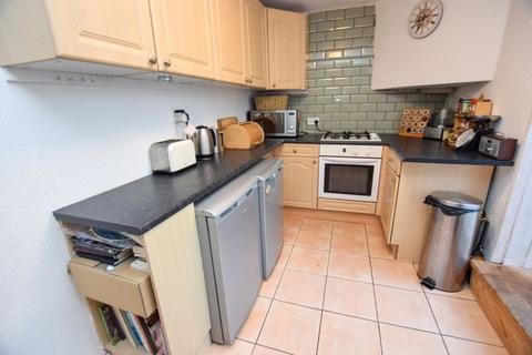 32 Dryden Road, Exeter, EX2 5BS