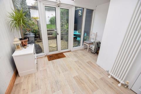 32 Dryden Road, Exeter, EX2 5BS