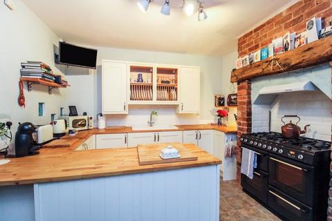 6 Dovedale Road, Kingsley, Stoke-on-trent, ST10 2AD