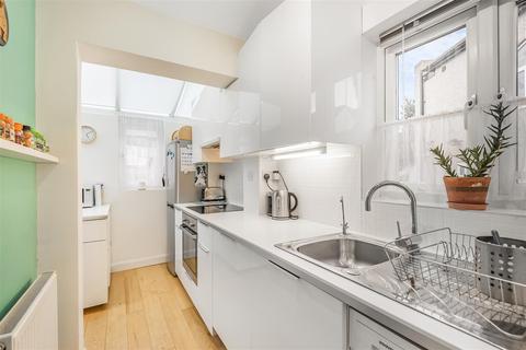 2 Wydell Close, Morden, SM4 4NS