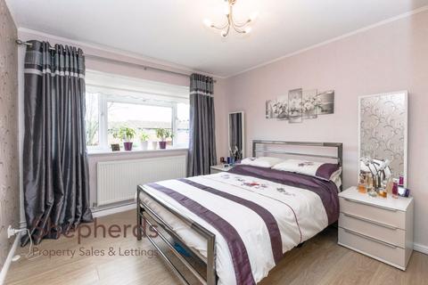 83 Glamis Close, Cheshunt, Waltham Cross, EN7 6JD