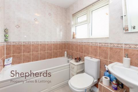 83 Glamis Close, Cheshunt, Waltham Cross, EN7 6JD