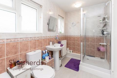 83 Glamis Close, Cheshunt, Waltham Cross, EN7 6JD