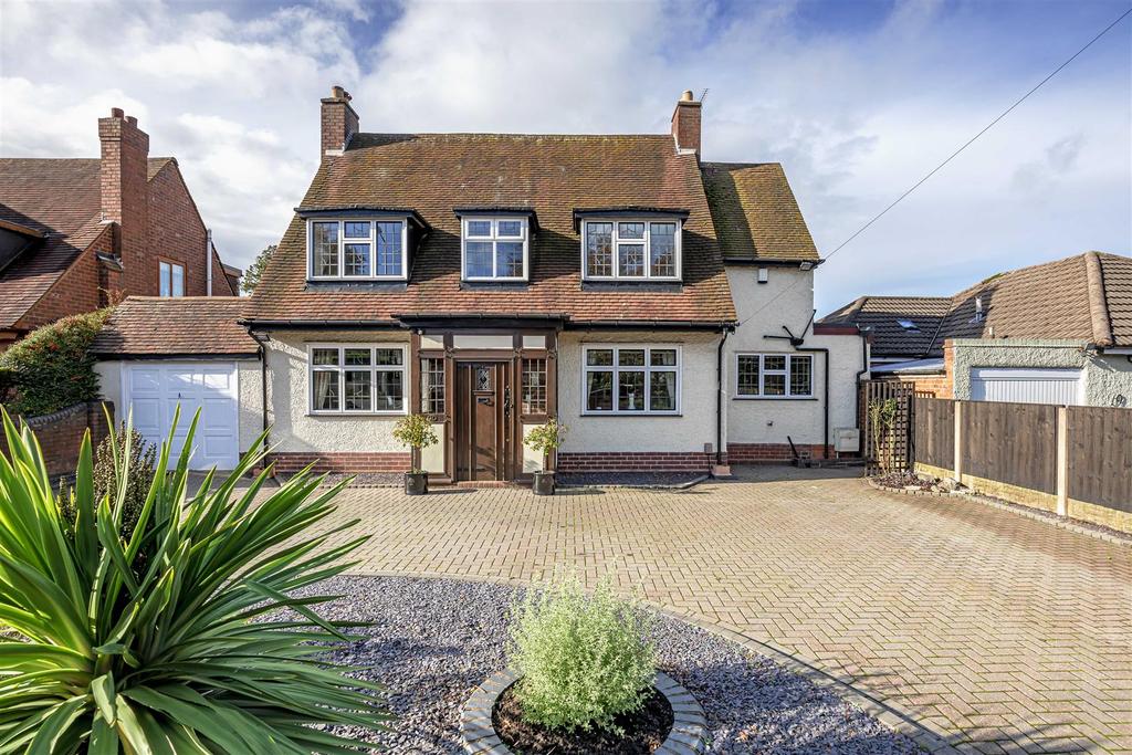 Longwood Road, Aldridge 4 bed detached house £640,000