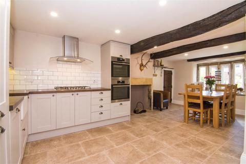 14 Hodgson Fold, Bradford, BD2 4EB