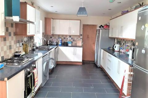 7 bedroom terraced house to rent, 29 Teignmouth Road, Selly Oak, Birmingham