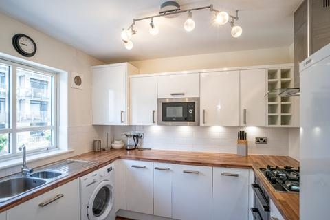 2 bedroom flat to rent, Hopetoun Street, Bellevue, Edinburgh, EH7