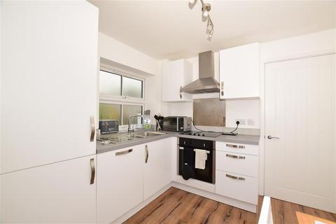 Flat 3, 18 Albion Road, Broadstairs, CT10 2UP
