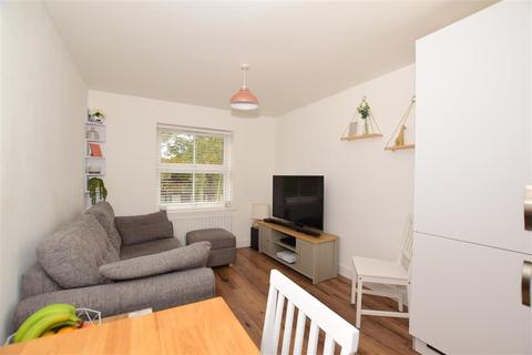Flat 3, 18 Albion Road, Broadstairs, CT10 2UP