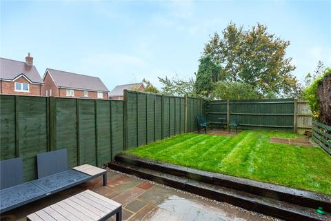 4 Bradley Close, Oakley, Aylesbury, HP18 9QS