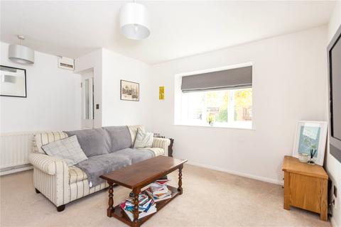 4 Bradley Close, Oakley, Aylesbury, HP18 9QS