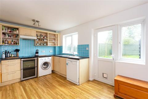 4 Bradley Close, Oakley, Aylesbury, HP18 9QS