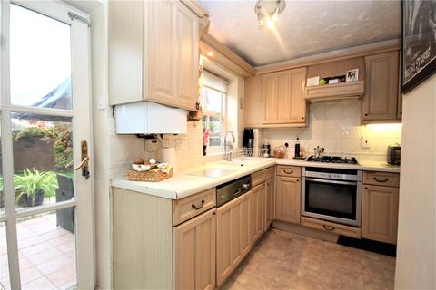 20 Tewkesbury Close, Loughton, IG10 3NT