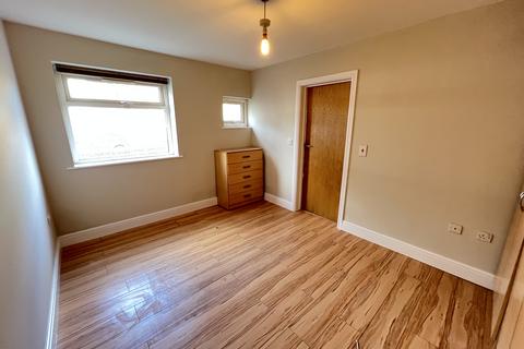 undefined, Carlton Road, Polygon, Southampton, SO15