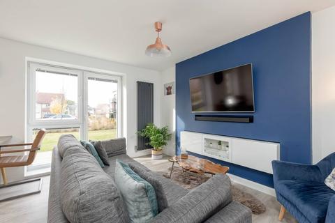 Flat 2, 4 Daybell Loan, South Queensferry, EH30 9AP