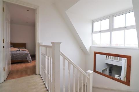 7 Meriel Walk, Greenhithe, DA9 9GL