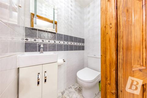 23 Martin Road, Dagenham, RM8 2XH