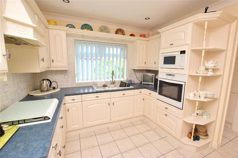 2 Nunnerley Place, Waltham, Grimsby, DN37 0NZ