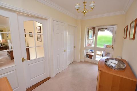 2 Nunnerley Place, Waltham, Grimsby, DN37 0NZ