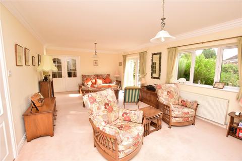 2 Nunnerley Place, Waltham, Grimsby, DN37 0NZ