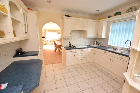 2 Nunnerley Place, Waltham, Grimsby, DN37 0NZ