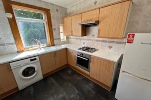 2 bedroom flat to rent, Kirkton Avenue, Knightswood, Glasgow, G13