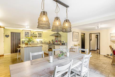 Abbotts Thatch Green Dene, East Horsley, Leatherhead, KT24 5RG