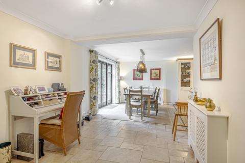 Abbotts Thatch Green Dene, East Horsley, Leatherhead, KT24 5RG