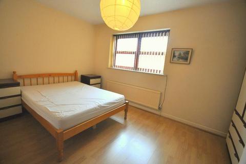 undefined, The Maltings, Hyde Park, Leeds LS6 1RX
