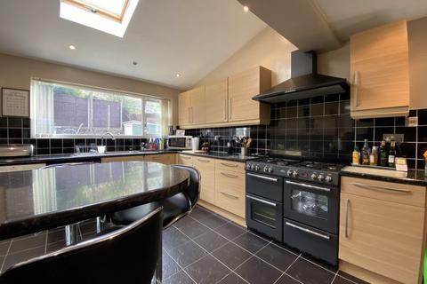 4 Barnet Close, Oadby, Leicester, LE2 5WA