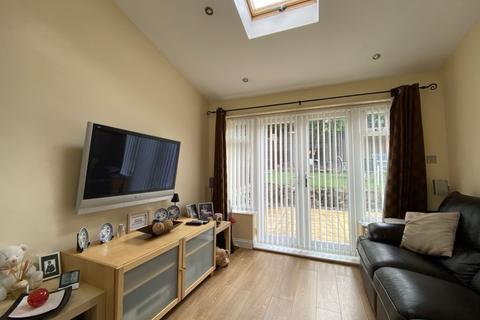 4 Barnet Close, Oadby, Leicester, LE2 5WA