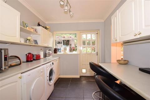 5 Totnes Road, Welling, DA16 1BU