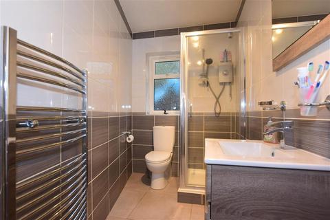 5 Totnes Road, Welling, DA16 1BU