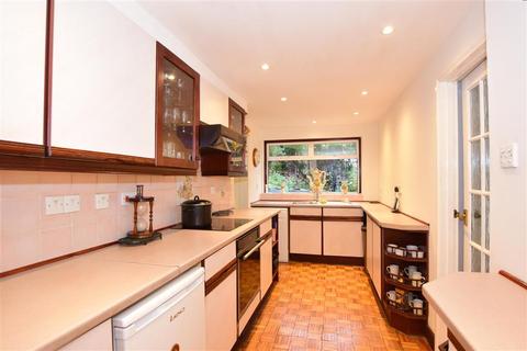 5 Totnes Road, Welling, DA16 1BU