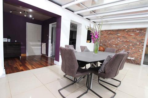 12 Meadowcroft, Lower Darwen, Darwen, BB3 0RU