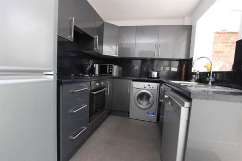 12 Meadowcroft, Lower Darwen, Darwen, BB3 0RU