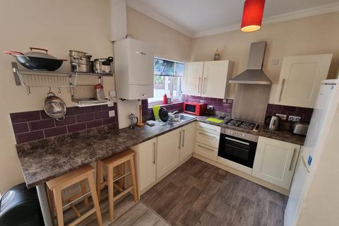 3 bedroom terraced house to rent, Olney Street, M13 0EN