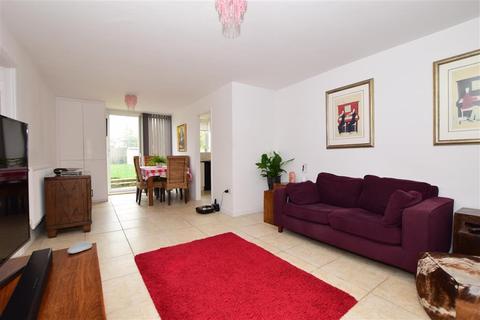 34 Heron Hill, Belvedere, DA17 5HF