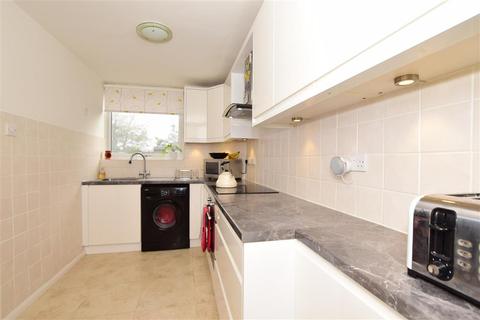 34 Heron Hill, Belvedere, DA17 5HF