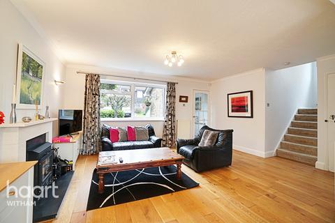 30 Harvey Road, Great Totham, Maldon, CM9 8QA