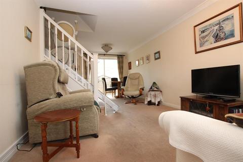 2 Astley Heights, Darwen, BB3 2TE