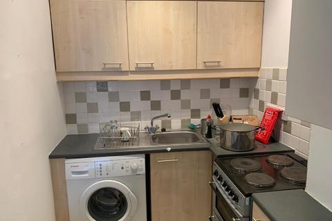 1 bedroom flat to rent, Lyne Street, Edinburgh, EH7