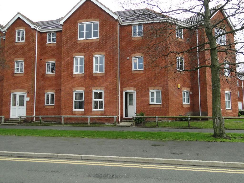 Ashtons Green Drive, St. Helens 2 bed apartment £495 pcm (£114 pw)