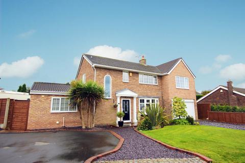 8 Beech View Road, Kingsley, Frodsham, WA6 8DF