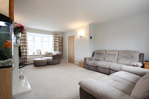 8 Beech View Road, Kingsley, Frodsham, WA6 8DF