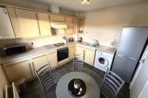 2 bedroom flat to rent, Holburn Street, Aberdeen, AB10