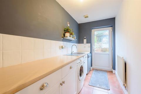 60 Harrington Walk, Lichfield, WS13 7UY