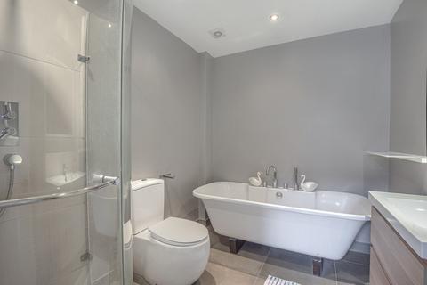 37 Anyards Road, Cobham, KT11 2LW